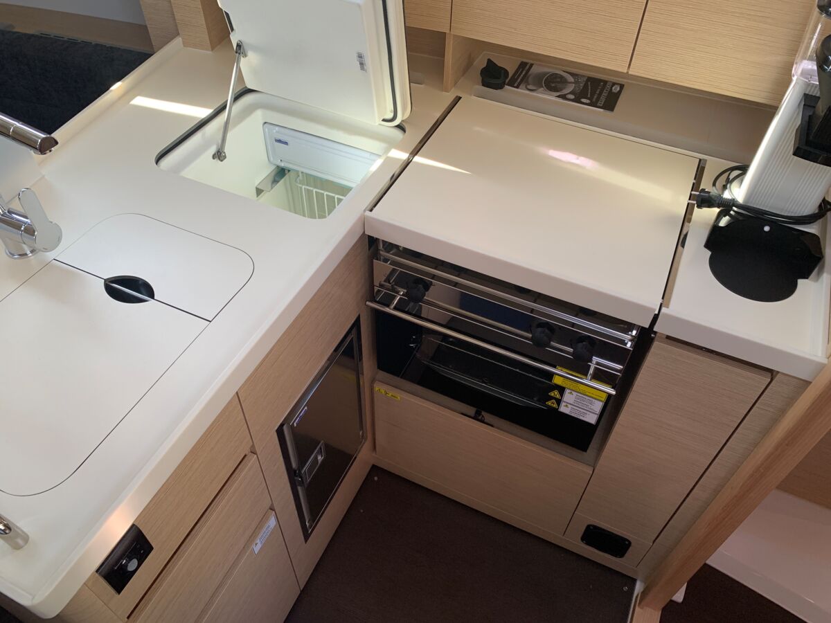 Hanse 348