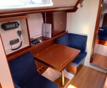 Hanse 370