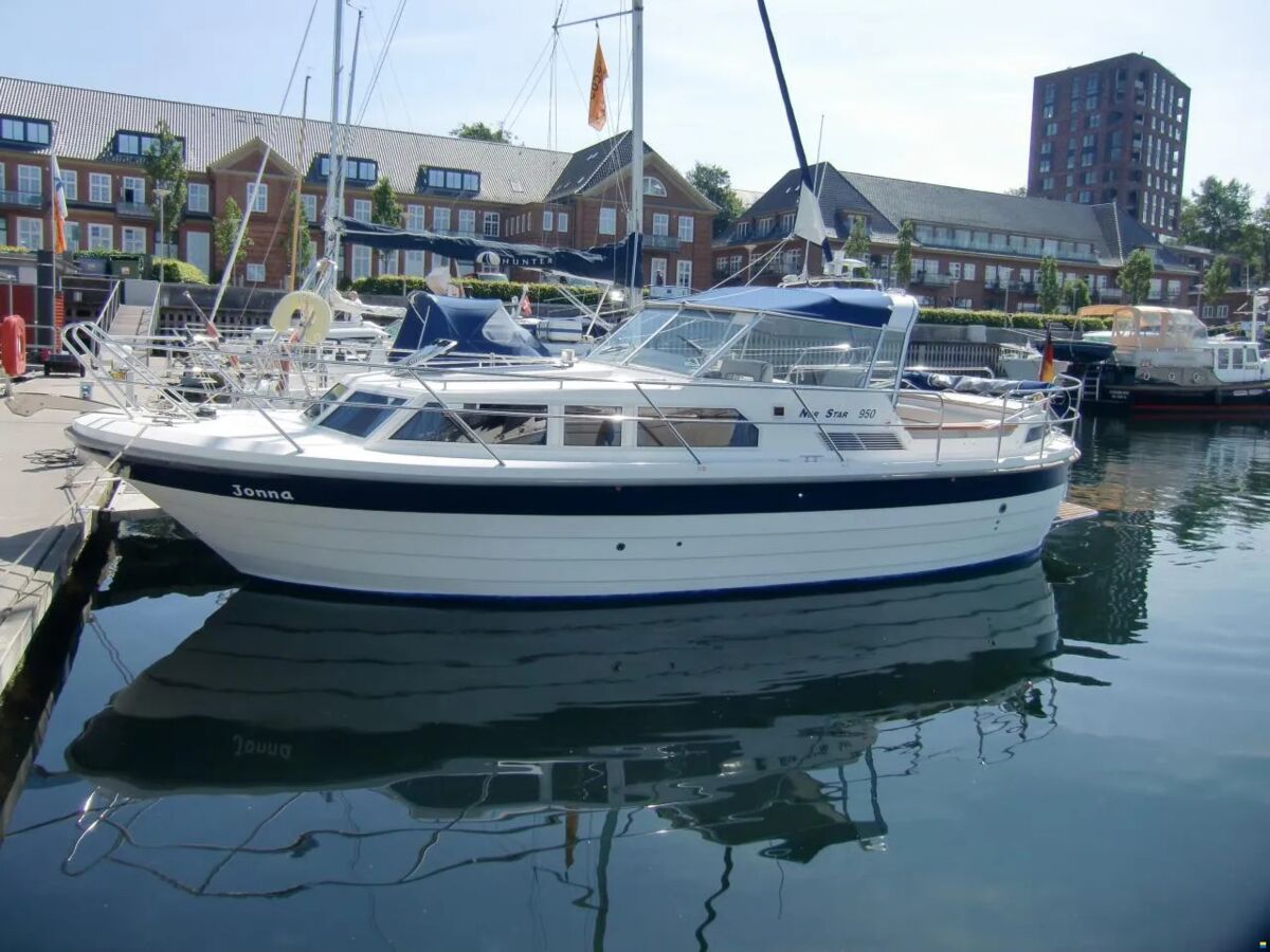 Motorcrusier Nor Star 950 Sailing World Yachtmakler 10