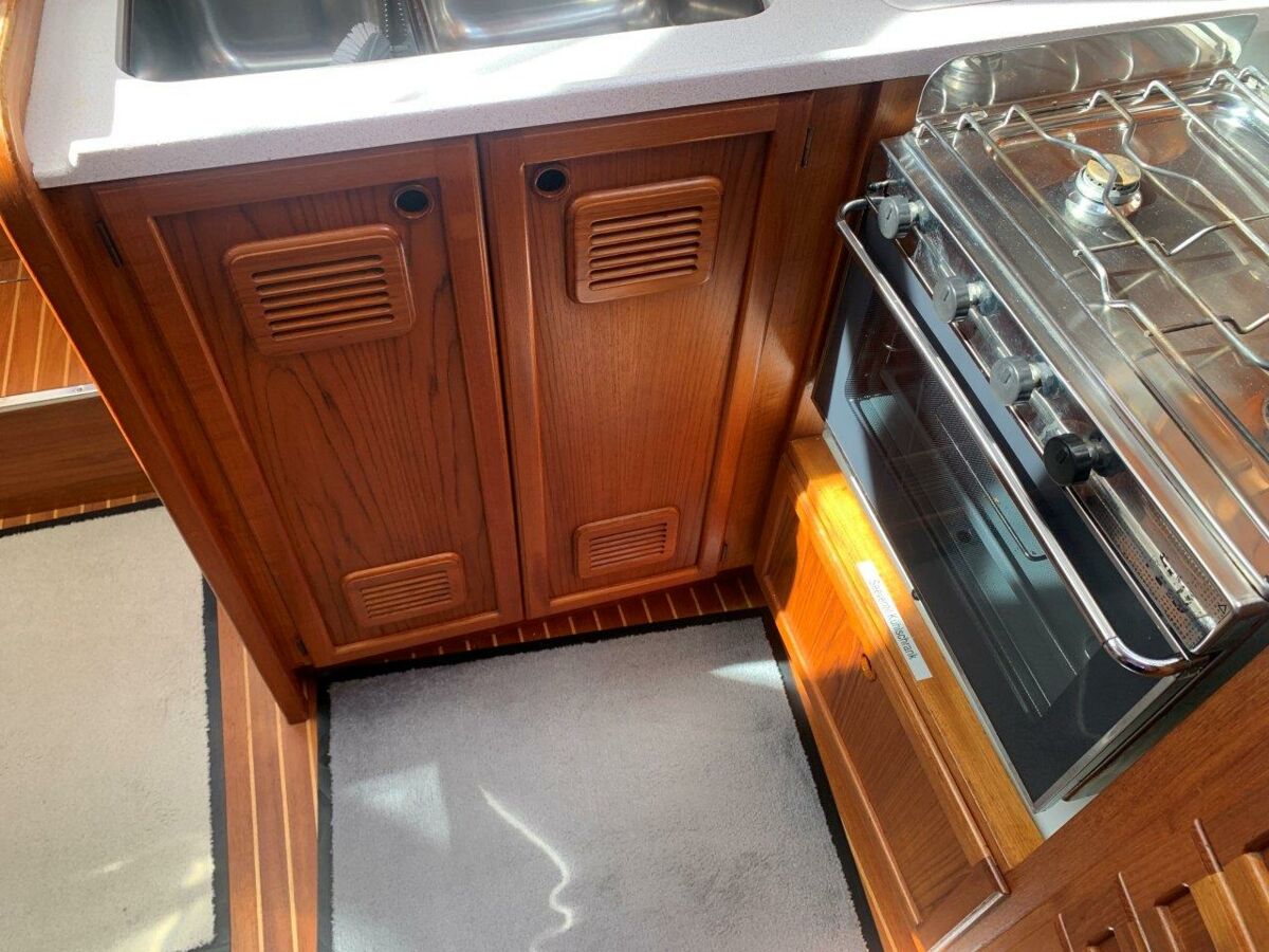 Motorsailer Nauticat 40 Ketch Sailing World Yachtbrokers 41