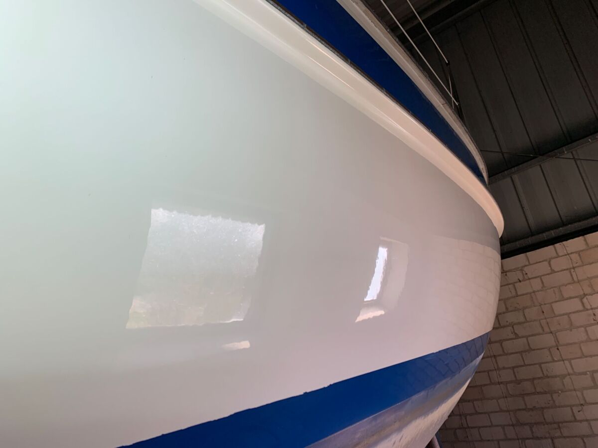 Motorsegler Hallberg-Rassy 94 Sailing World Yachtmakler 3