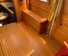 Motorsegler Nauticat 33 Sailing World Yachtmakler 25