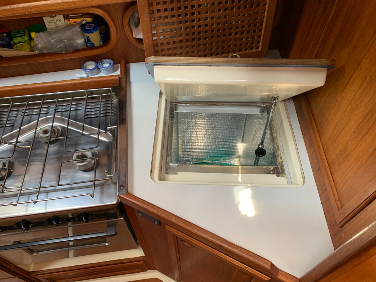 Motorsegler Nauticat 35 Sailingworld Yachtmakler Heiligenhafen 38