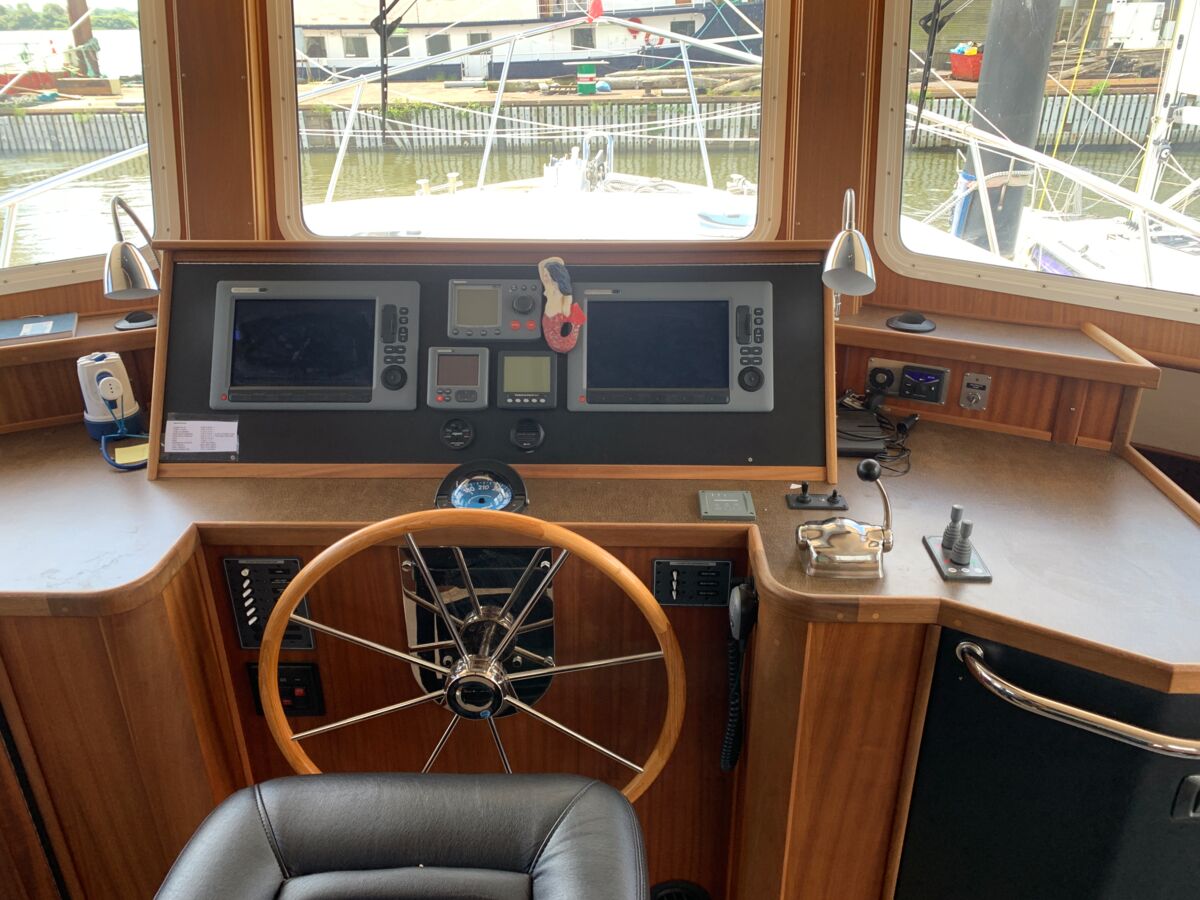 Motoryacht American Tug 41 Sailing World Yachtbrokers Heiligenhafen 3