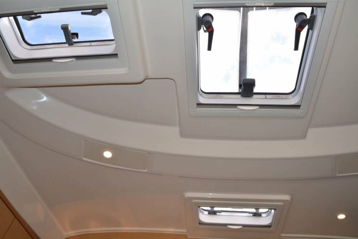 Motoryacht Bavaria Sport 35 Sailing World Yachtmakler Heiligenhafen 34