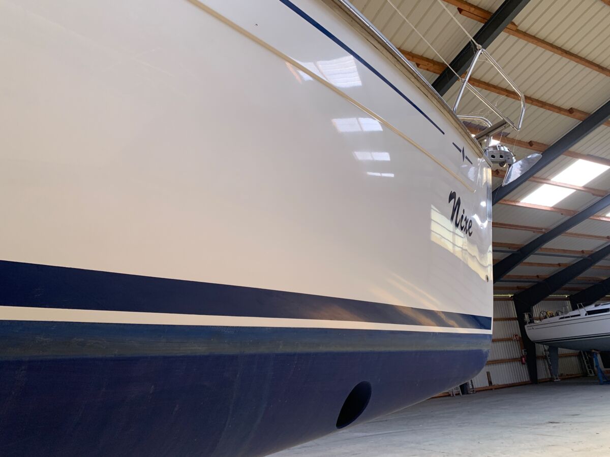 Sailing Yacht Bavaria 34 Cruiser Sailing World Yachtbrokers Heiligenhafen 35