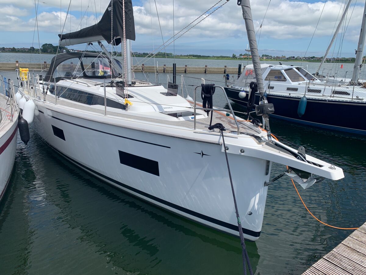 Sailing Yacht Bavaria Cruiser 38 Sailing World Yachtbrokers Heiligenhafen 1