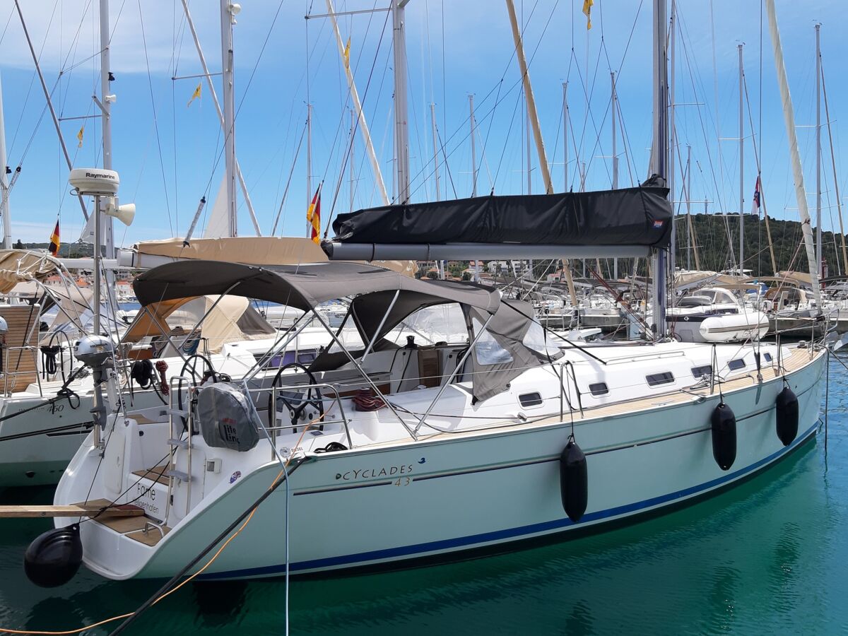 Beneteau Cyclades 43