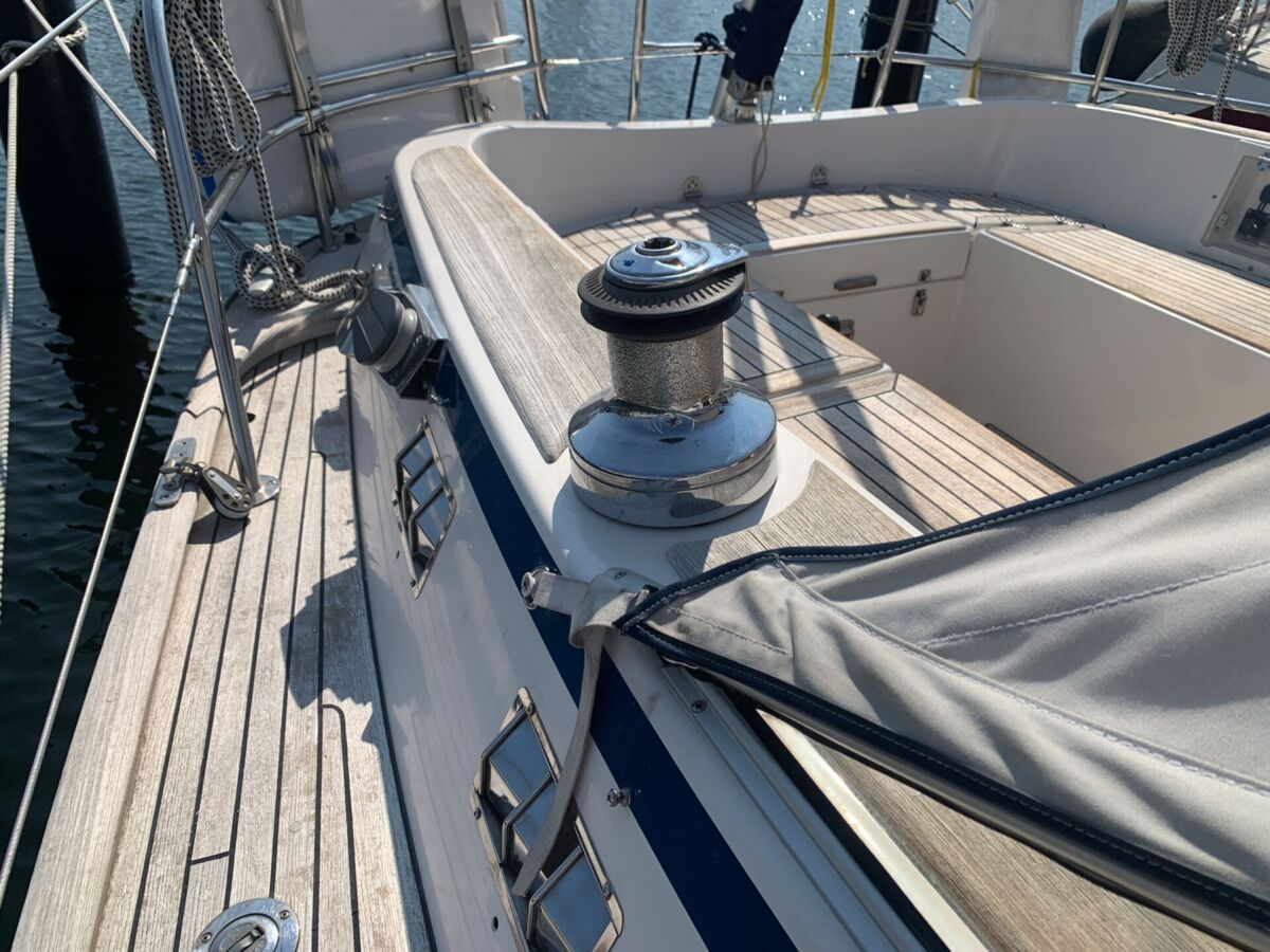Sailing Yacht Hallberg-Rassy 34 Sailing World Yachtmakler Heiligenhafen 54