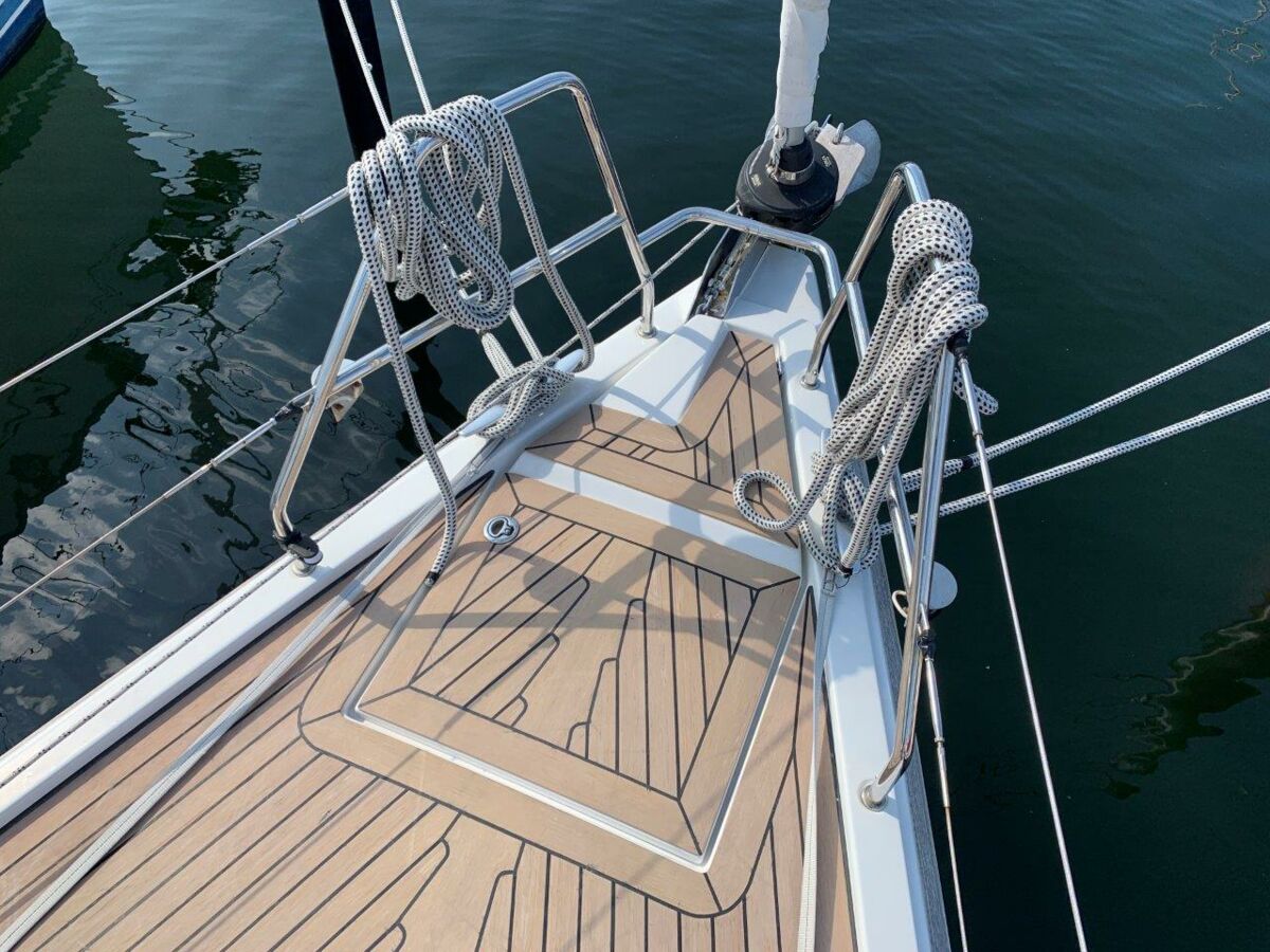 Sailing Yacht Hanse 348 Sailing World Yachtbrokers Heiligenhafen 10