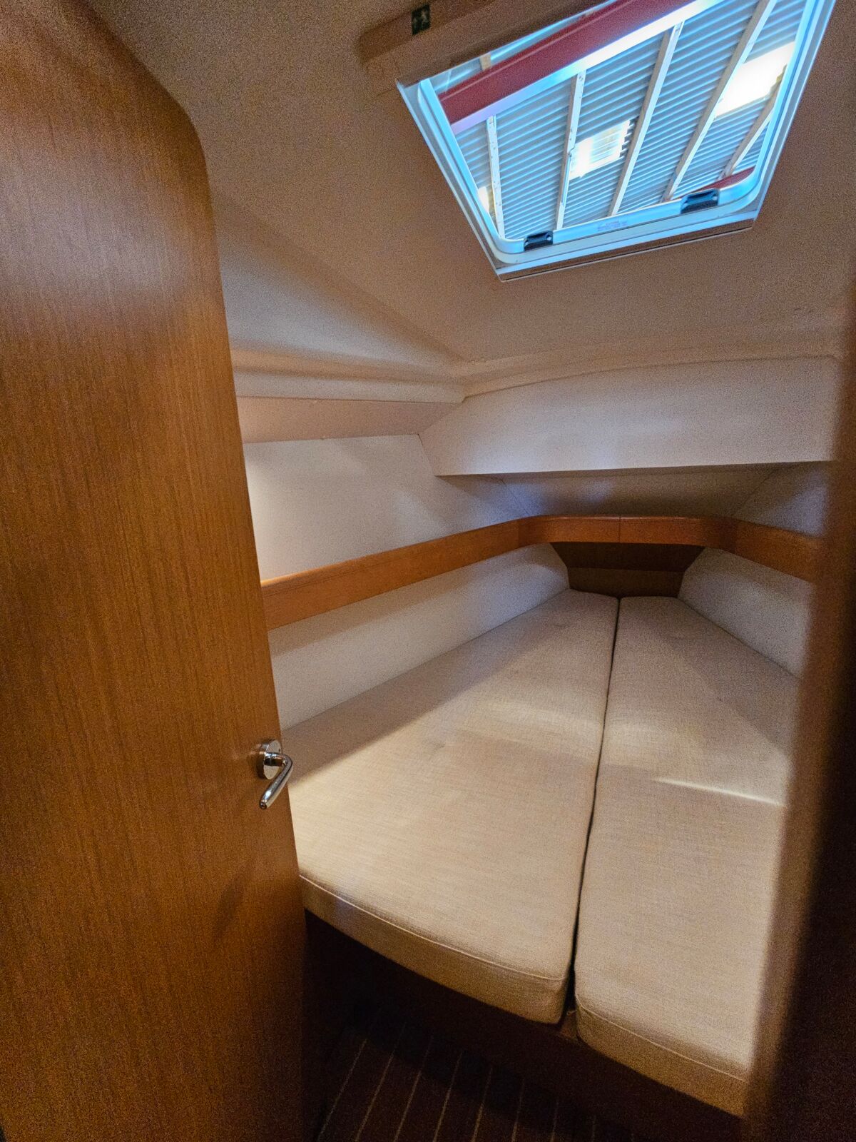 Sailing Yacht Jeanneau Sun Odyssey 36i Sailing World Yachtmakler Heiligenhafen 23