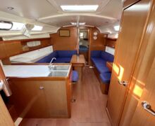 Sailing yacht Beneteau Oceanis 37 Sailing World Yachtbrokers Heiligenhafen 10