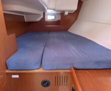 Sailing yacht Beneteau Oceanis 37 Sailing World Yachtbrokers Heiligenhafen 14