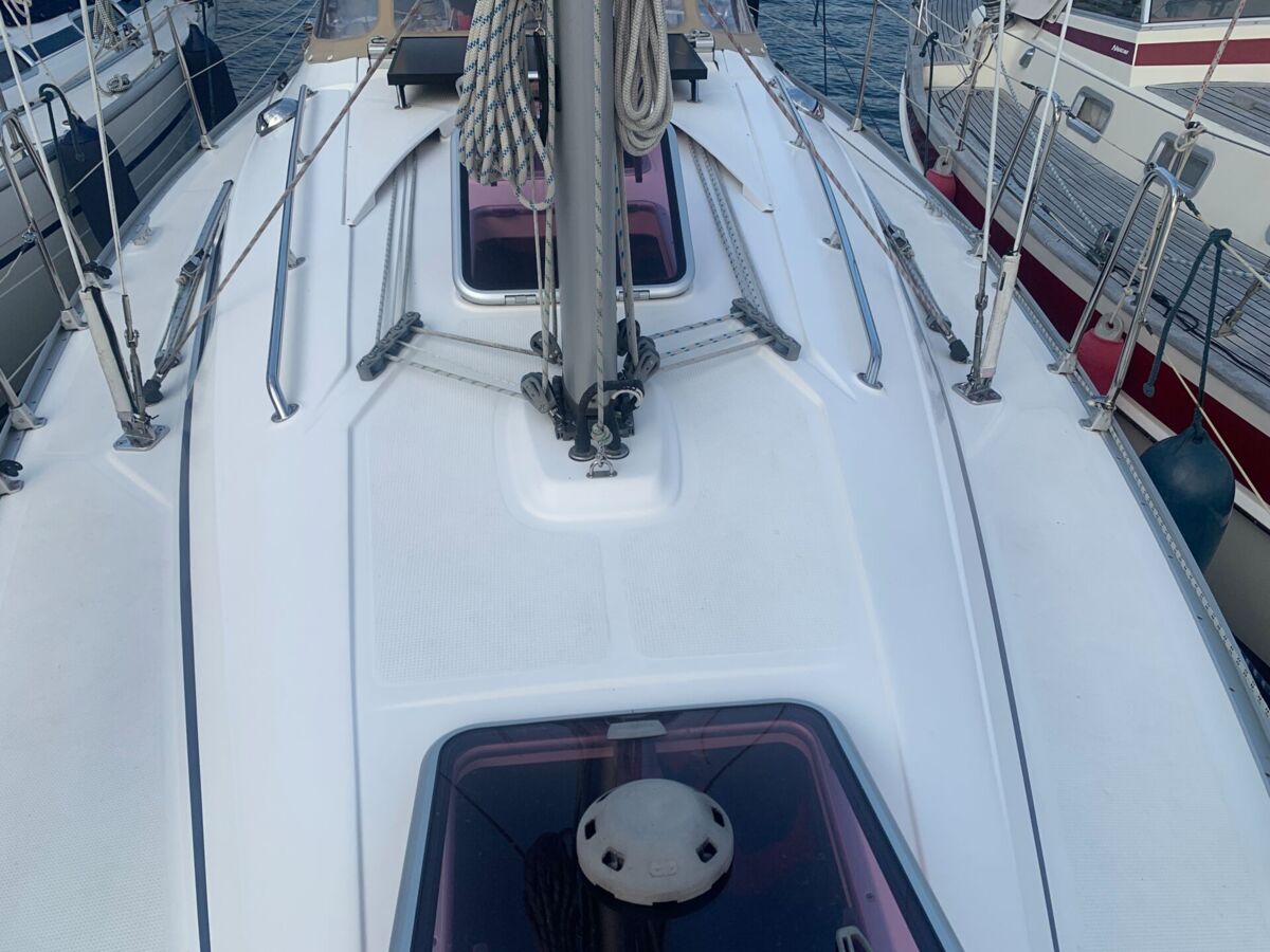 Segelyacht Bavaria 31 Cruiser Sailing World Yachtbrokers Heiligenhafen 5