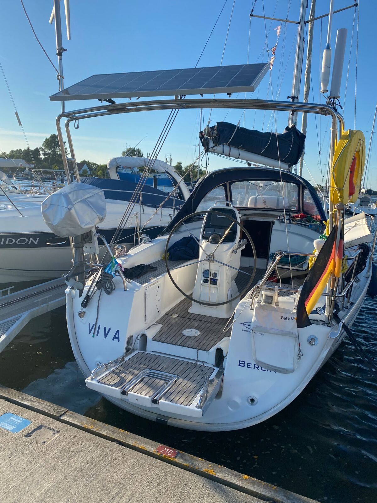 Segelyacht Bavaria 34 Cruiser Sailing World Yachtmakler Heiligenhafen 5