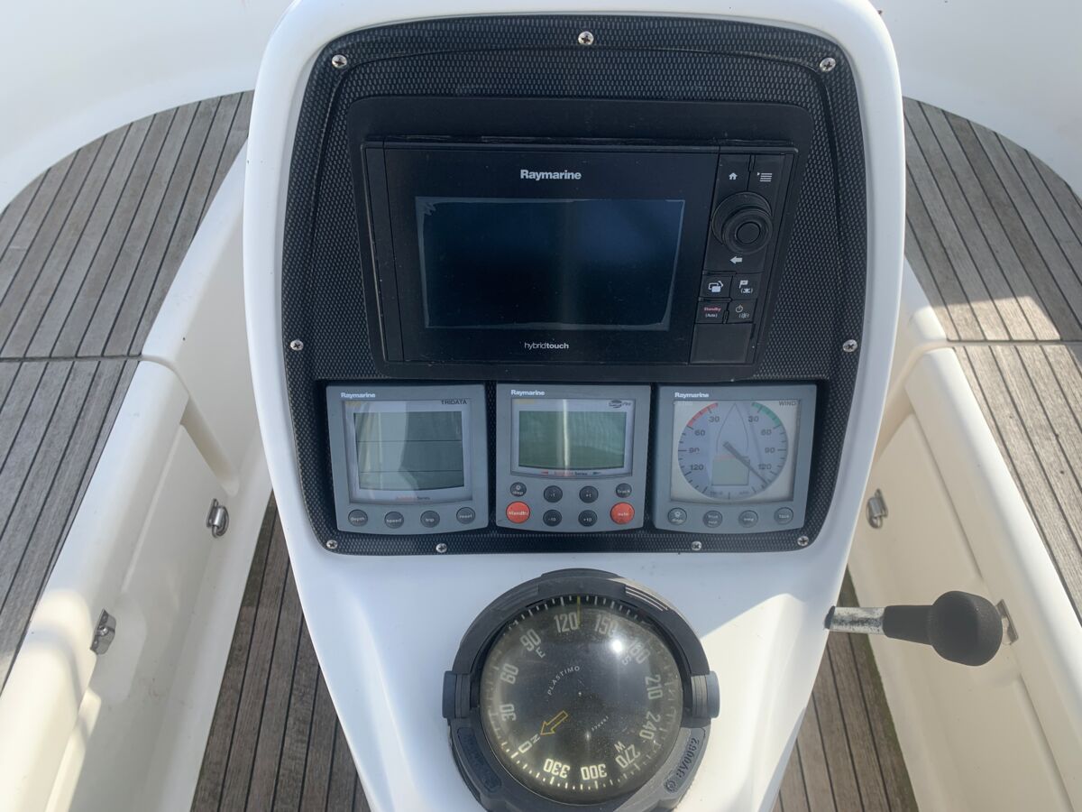 Segelyacht Bavaria 37 Cruiser Sailing World Yachtbrokers Heiligenhafen 29
