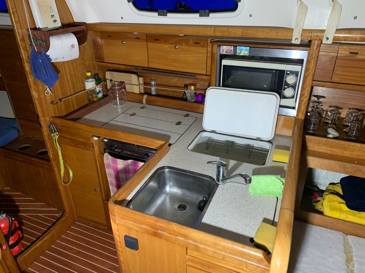 Segelyacht Bavaria 38 Cruiser (14)