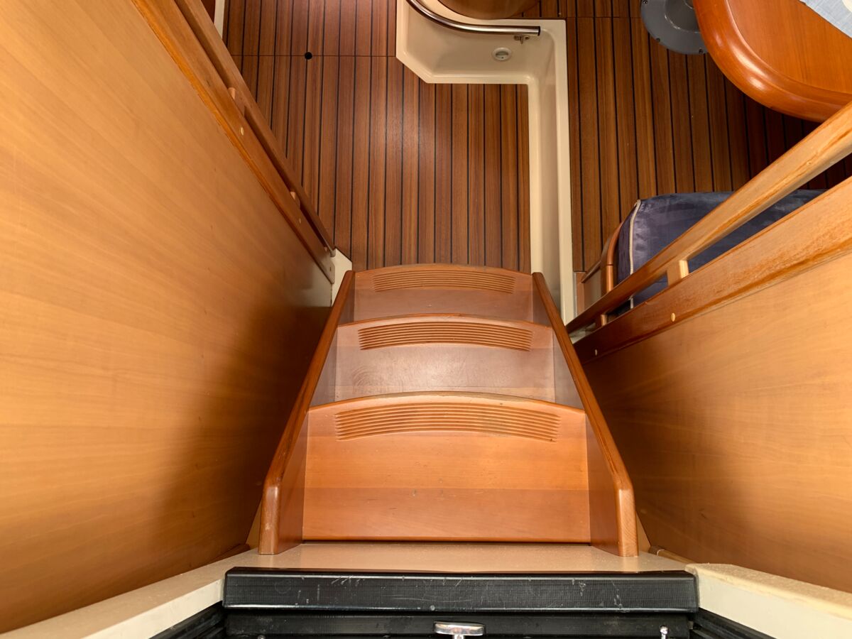 Segelyacht Dehler 41 Decksalon Sailing World Yachtmakler 33