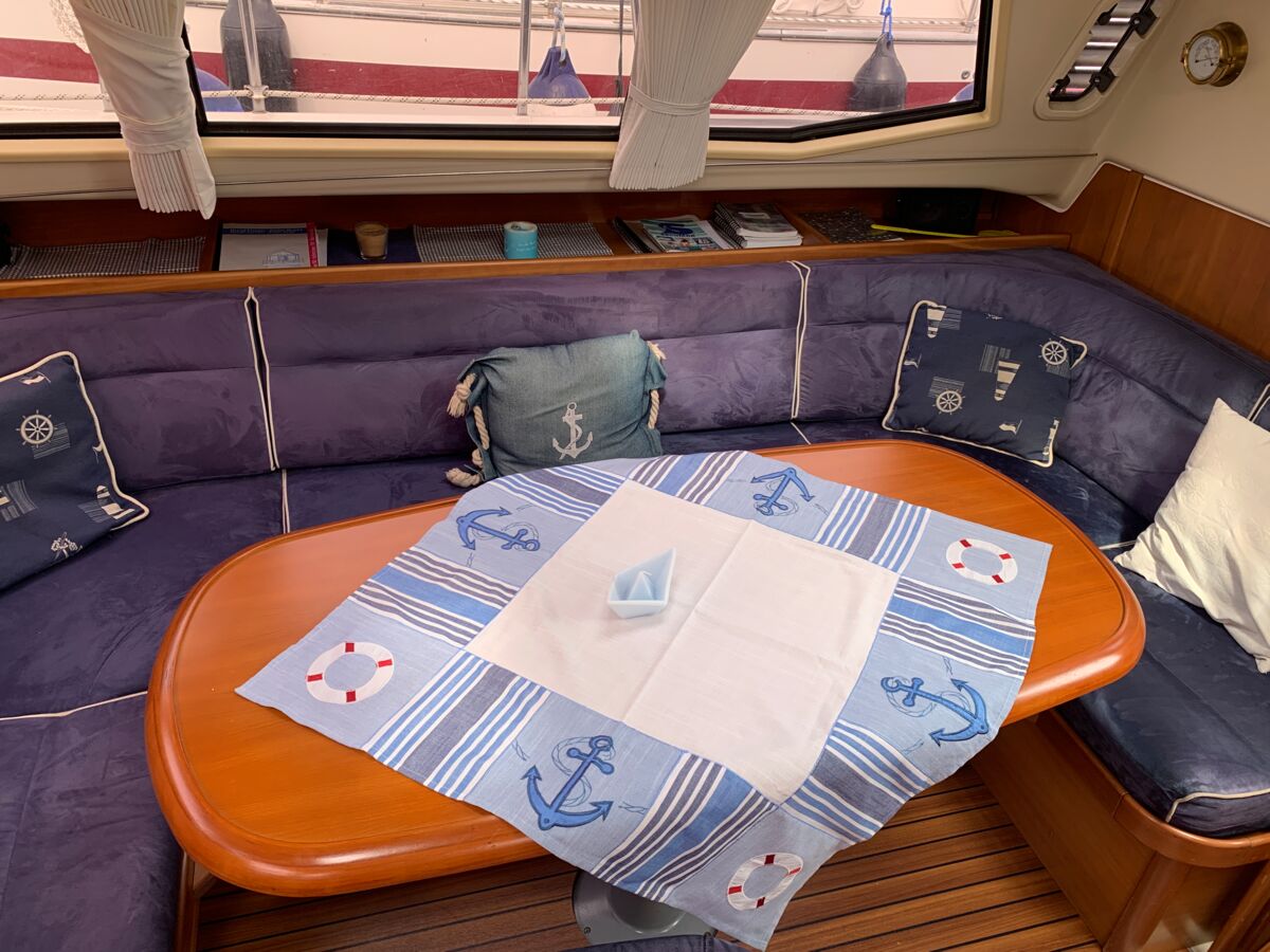 Segelyacht Dehler 41 Decksalon Sailing World Yachtmakler 39