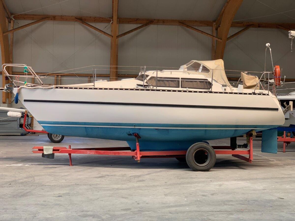Segelyacht Hai 760 Decksalon Sailing World Yachtmakler 47