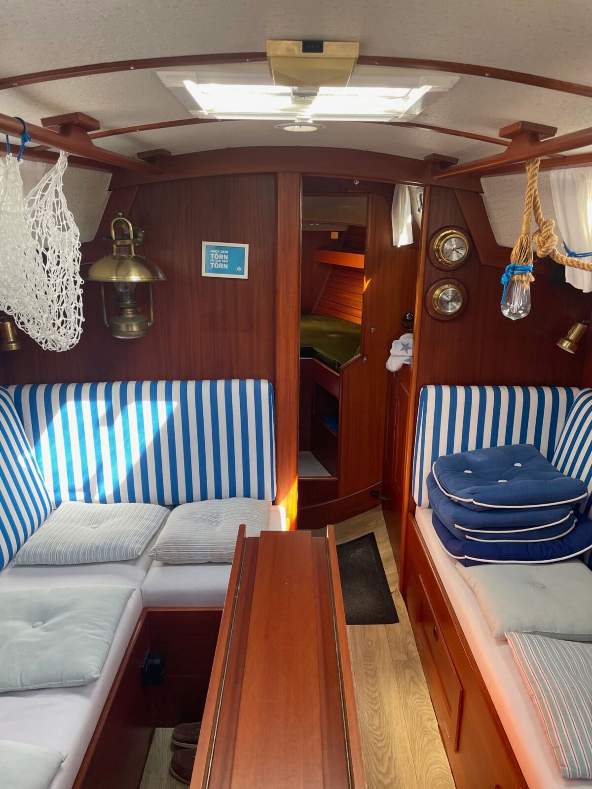 Segelyacht Hallberg-Rassy 29 Sailing World Yachtbrokers 11