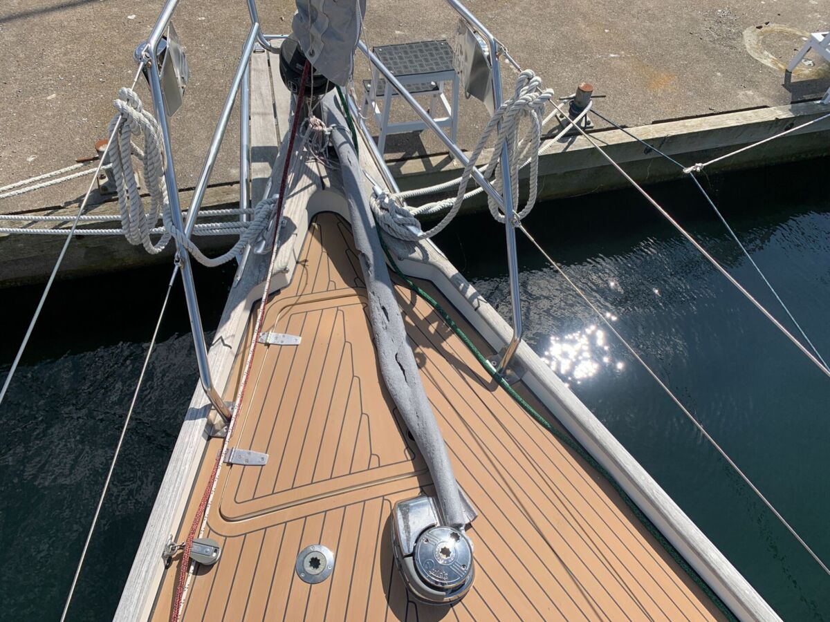Segelyacht Hallberg-Rassy 34 Sailing World Yachtbrokers 71