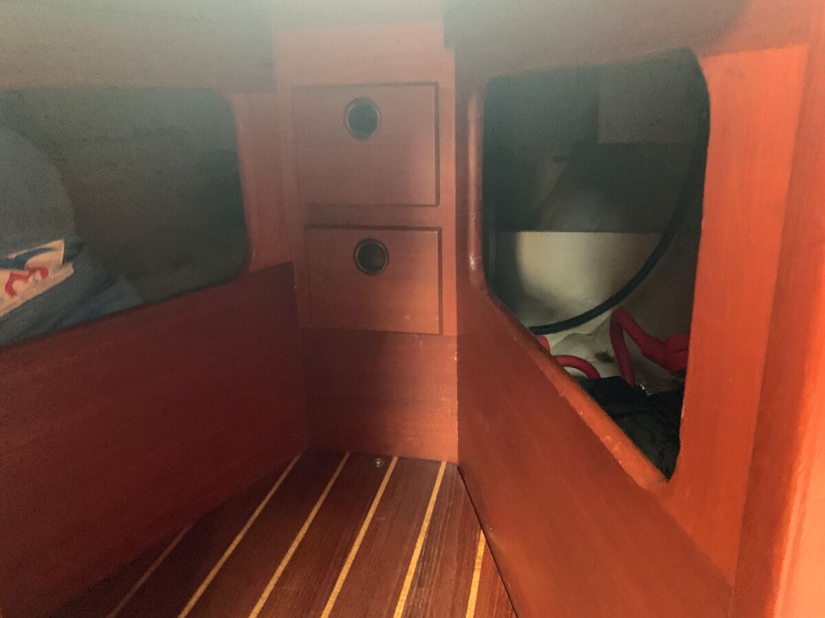 Segelyacht Hallberg-Rassy 352 Scandinavia by Sailing World Yachtbrokers Heiligenahafen 15
