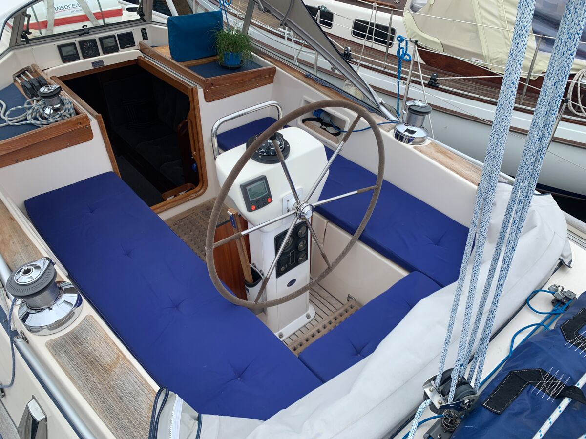 Segelyacht Hallberg-Rassy 36 MK II Sailing World Yachtmakler 41