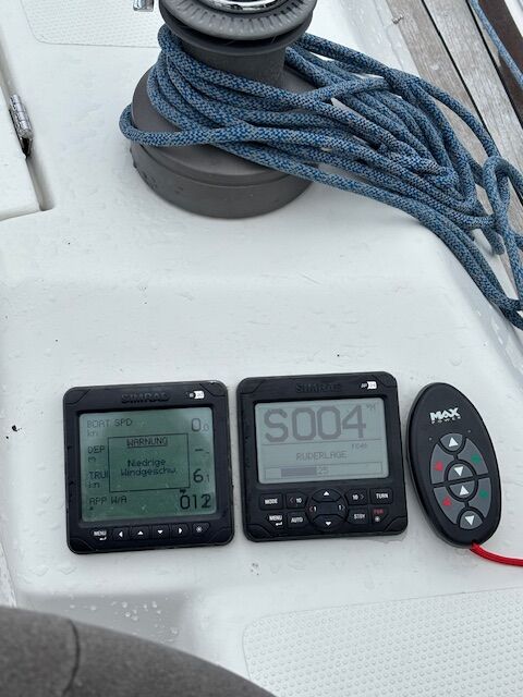 Segelyacht Hanse 375 Sailing World Yachtmakler Heiligenhafen 23
