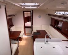 Segelyacht Hanse 375 Sailing World Yachtmakler Heiligenhafen 4