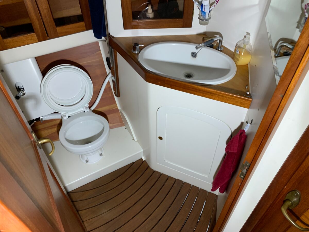 Segelyacht Ravell 42 Sailing World Yachtmakler Heiligenhafen 69
