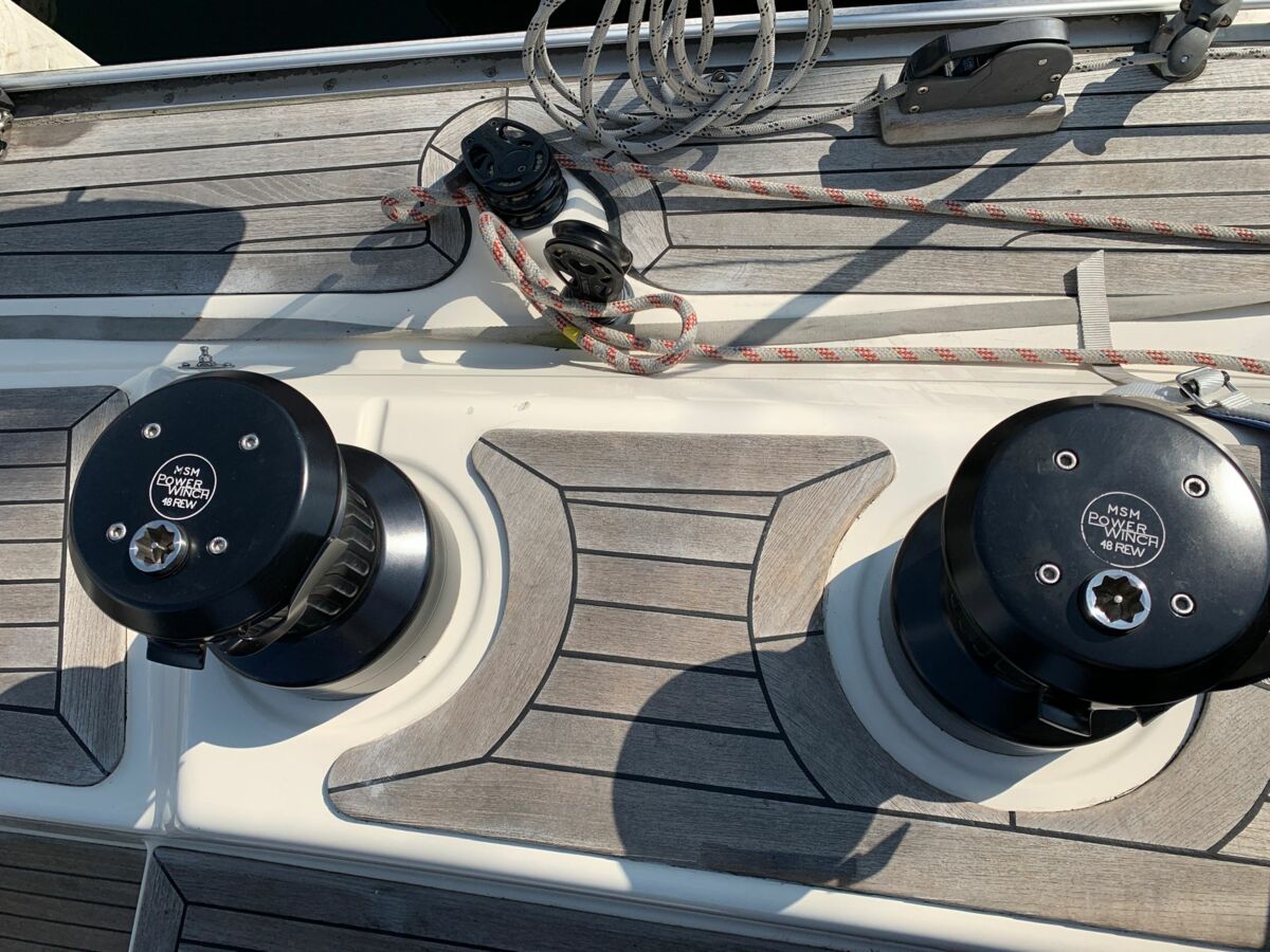Hanse 411