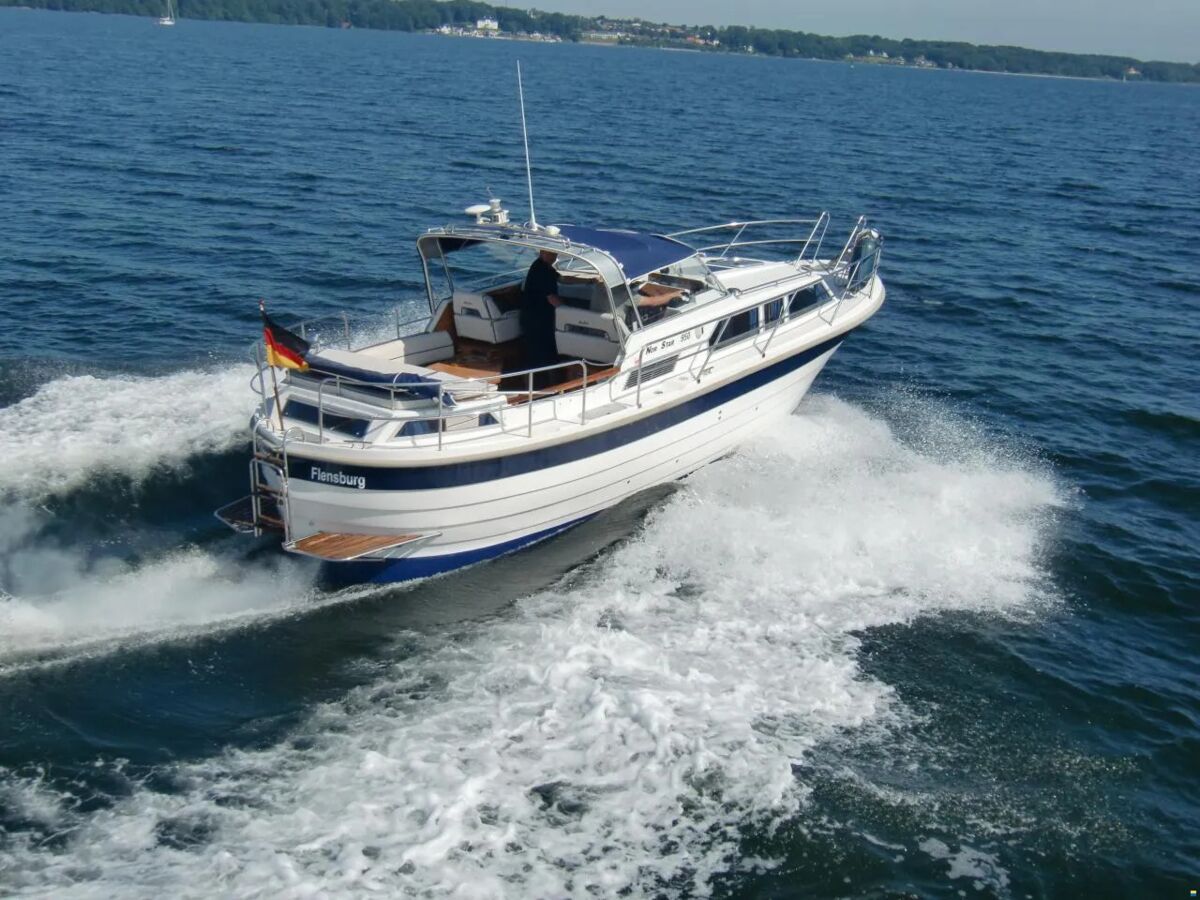 Motorcrusier Nor Star 950 Sailing World Yachtmakler 1