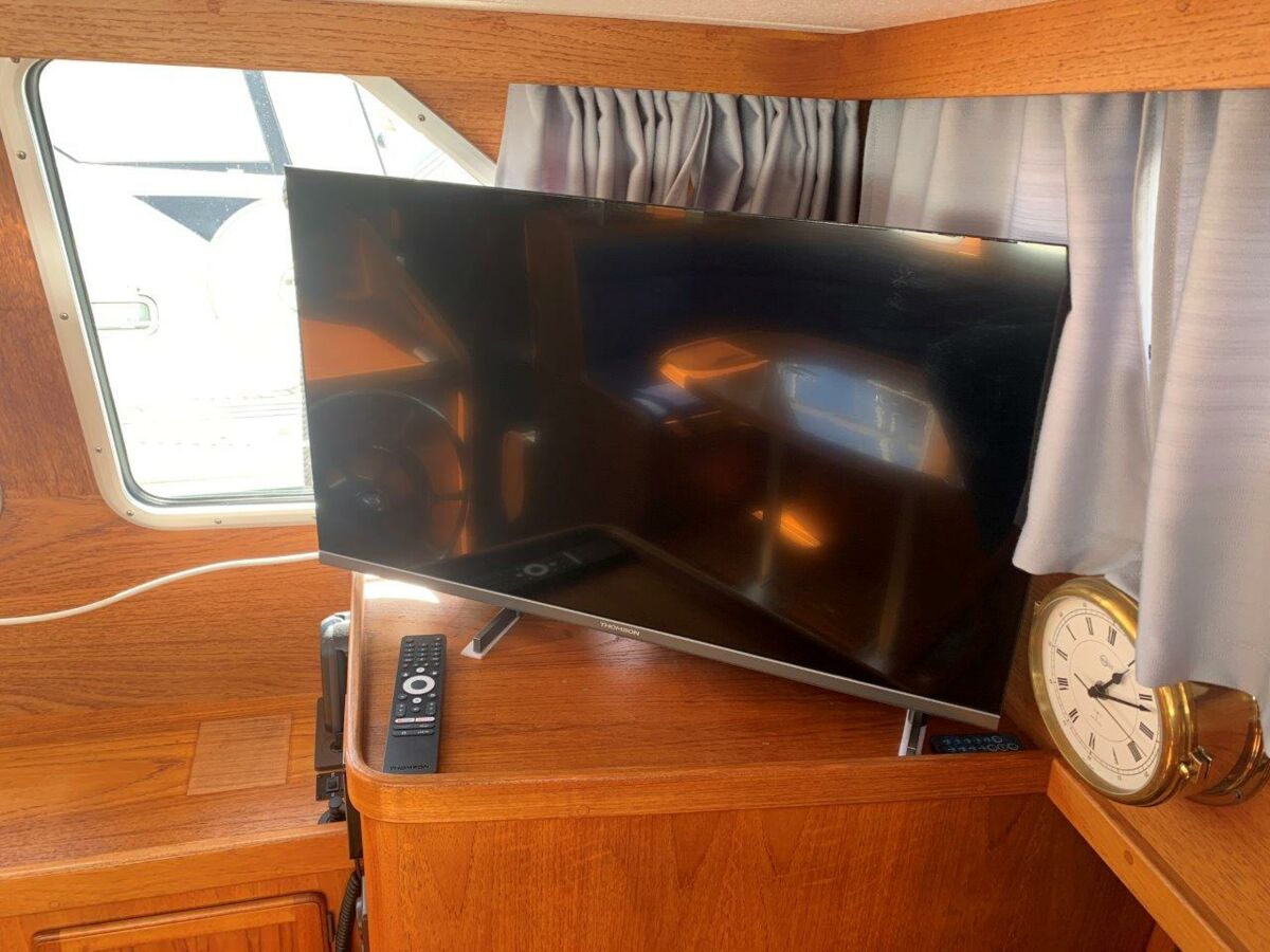 Motorsailer Nauticat 40 Ketch Sailing World Yachtbrokers 14