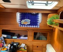 Motorsegler Nauticat 33 Sailing World Yachtmakler 31