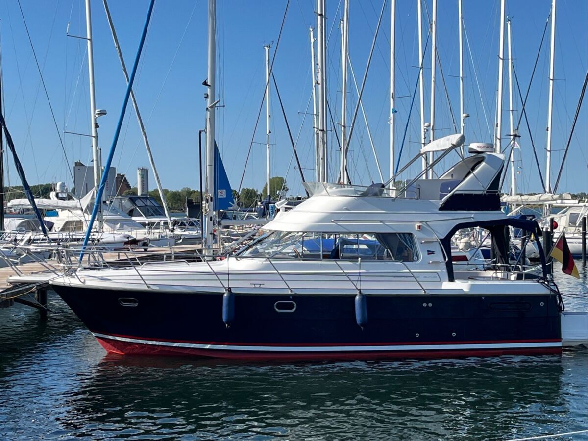 Motoryacht Nimbus 380 Carisma Fly Sailing World Yachtbrokes Heiligenhafen 7