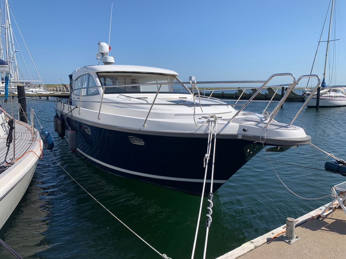 Motoryacht Nimbus 405 Coupe Sailing World Yachtmakler Heiligenhafen 1 bearbeitet