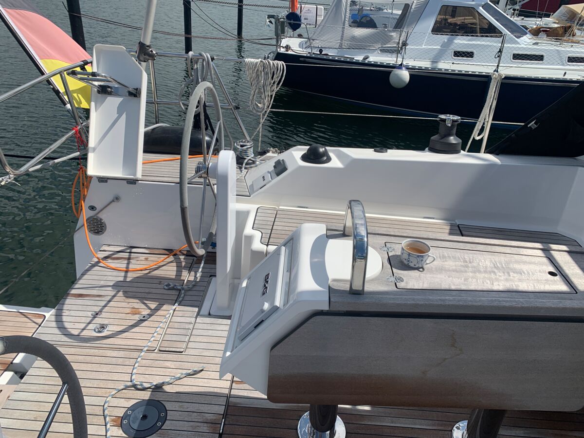 Sailing Yacht Bavaria Cruiser 38 Sailing World Yachtbrokers Heiligenhafen 27