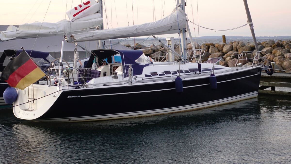 Sailing Yacht Dehler 36 JV Sailing World Yachtbrokers Heiligenhafen 3