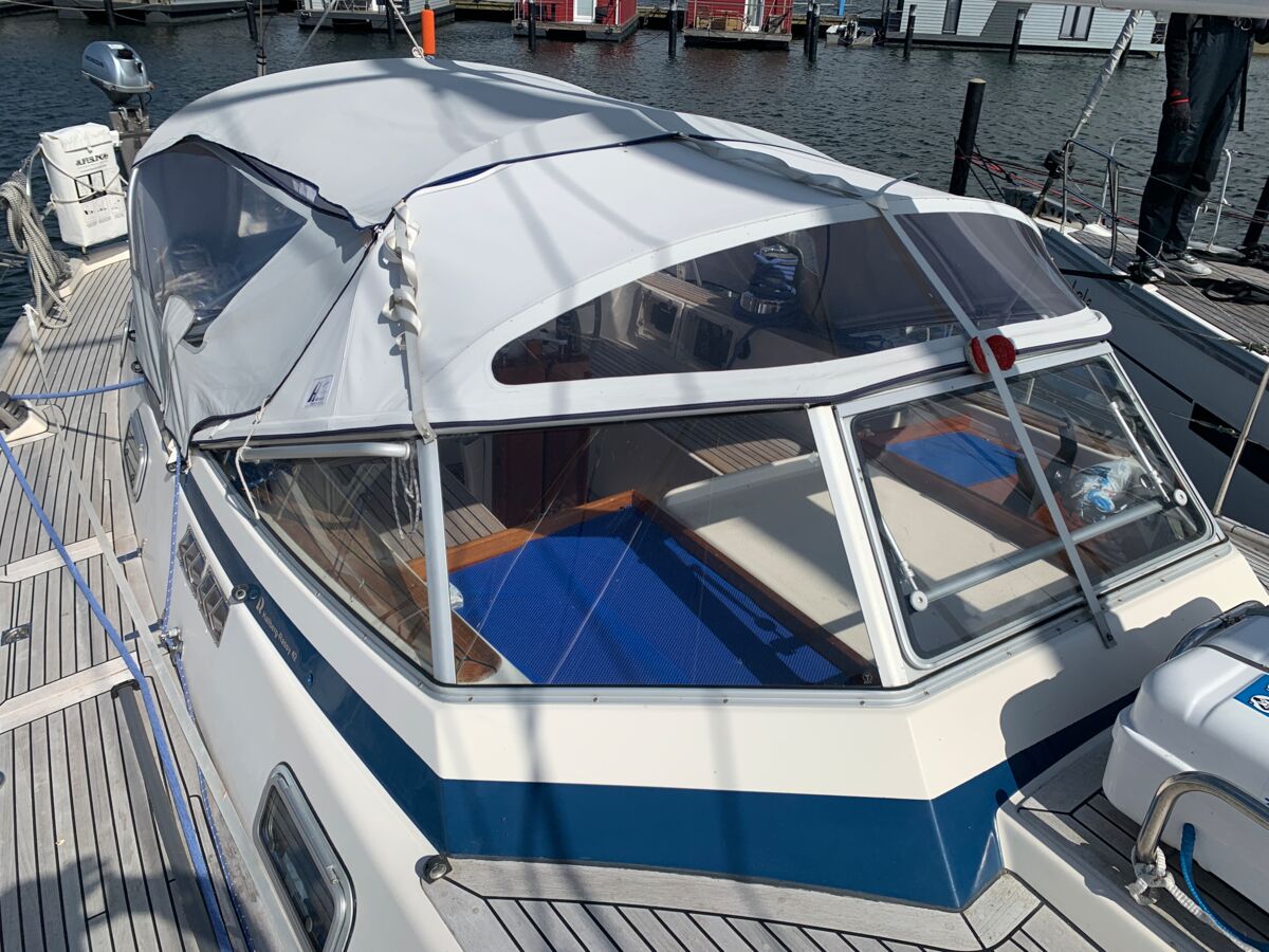 Sailing Yacht Hallberg-Rassy 42 F Sailing World Yachtbrokers Heiligenhafen 6