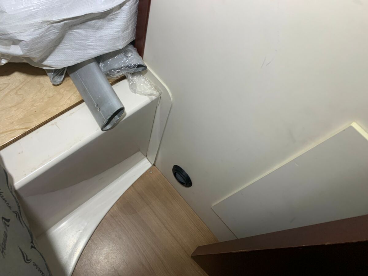 Sailing Yacht Hanse 375 Sailing World Yachtbrokes Heiligenhafen (33)