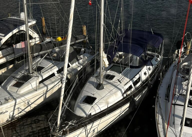Sailing Yacht Jeanneau Sun Odyssey 37 - 1