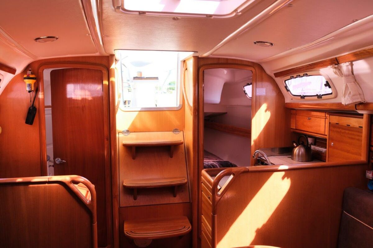 Segelyacht Bavaria 30 Cruiser Sailingworld Yachtmakler Heiligenhafen 10
