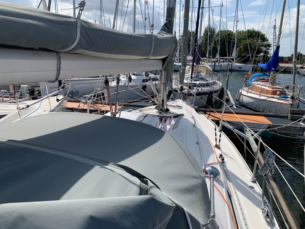 Segelyacht Bavaria 31 Cruiser Limited Edition Saling World Yachtmakler Heiligenhafen 35