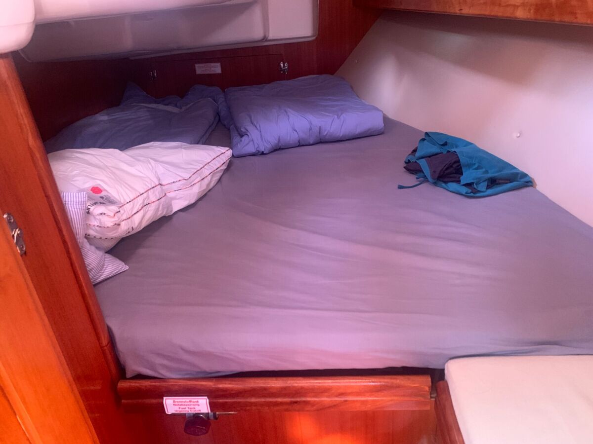 Segelyacht Bavaria 31 Cruiser Sailing World Yachtbrokers Heiligenhafen 27