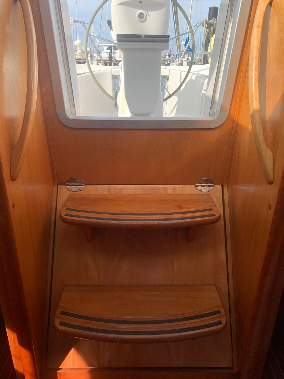 Segelyacht Bavaria 37 Cruiser Sailing World Yachtbrokers Heiligenhafen 27