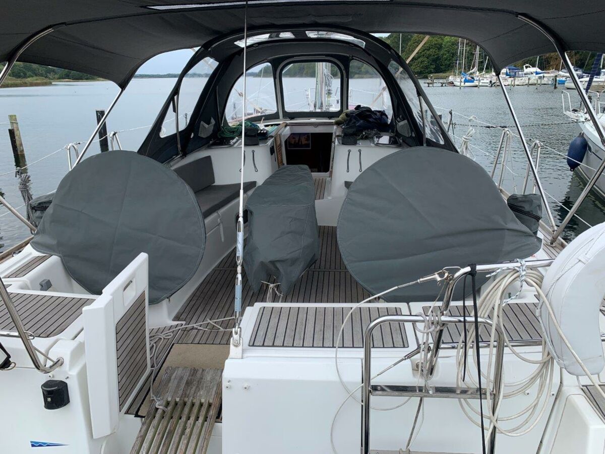 Segelyacht Beneteau Oceanis 46 Sailing World Yachtmakler 89