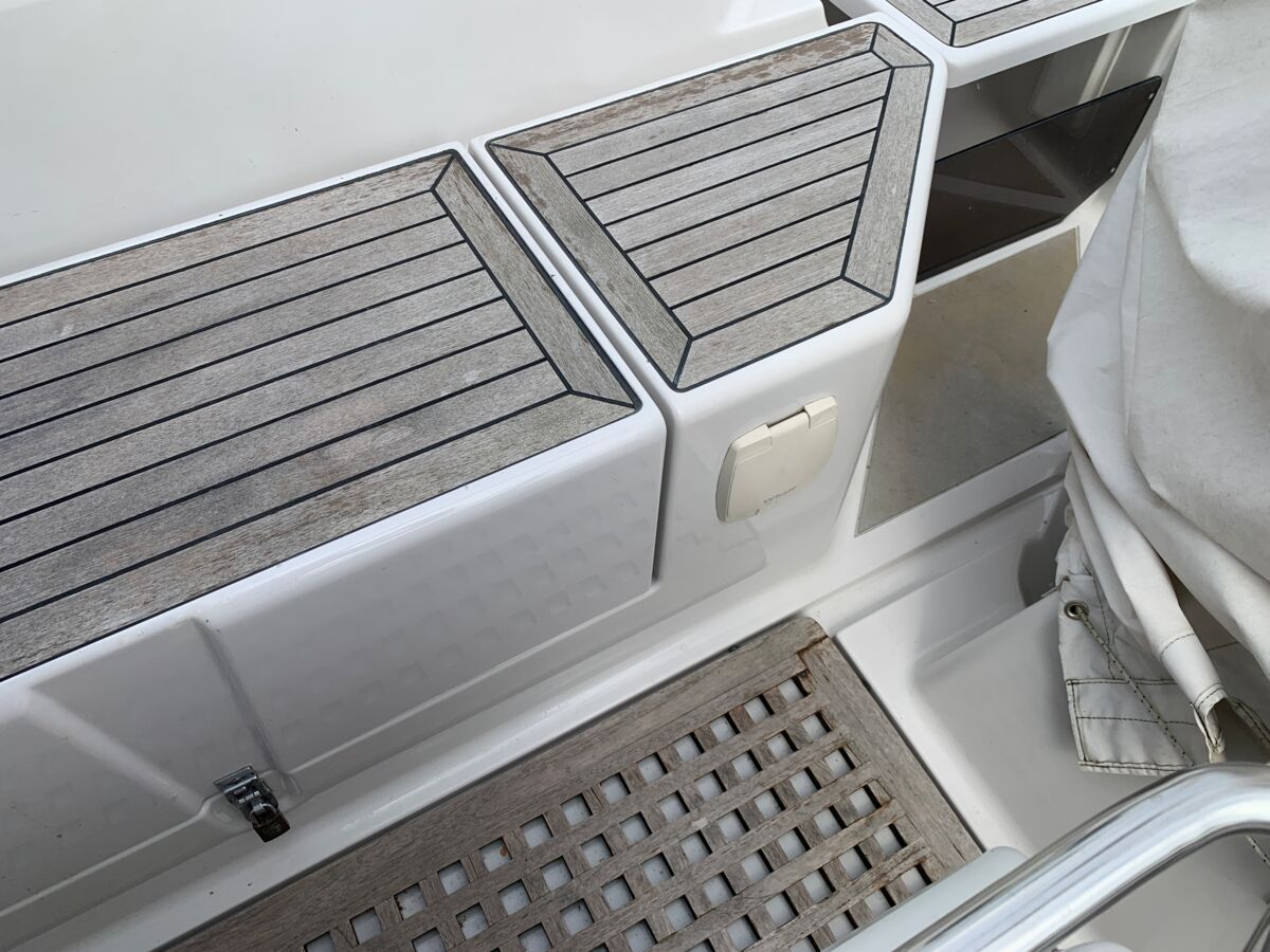 Segelyacht Dehler 41 Decksalon Sailing World Yachtmakler 24