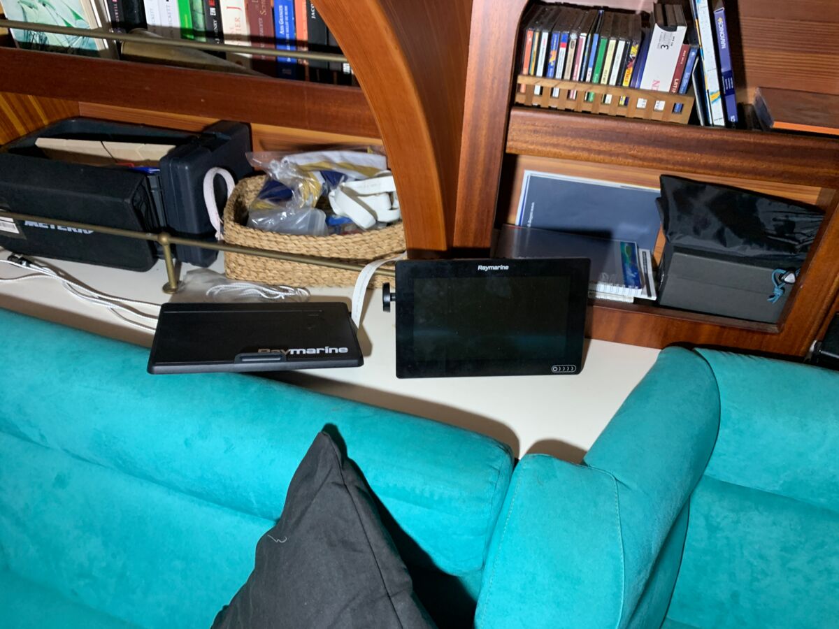Segelyacht Ravell 42 Sailing World Yachtmakler Heiligenhafen 66