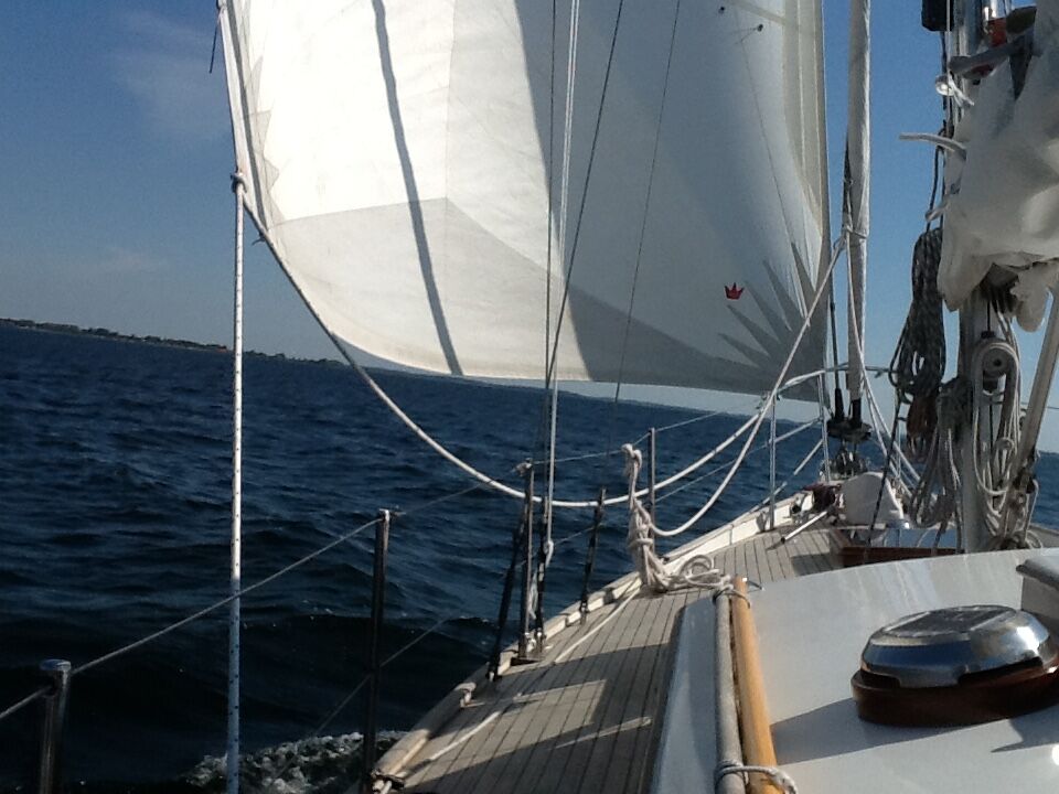 Tradewind 33